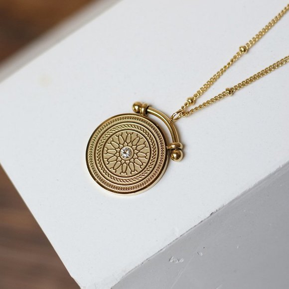 NEW 18K Gold Plated Vintage Diamond Coin Star Double Layer Necklace - Picture 7 of 14